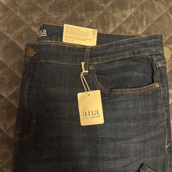 ANA High-Rise Flare Dark Denim Jeans - Picture 2 of 6
